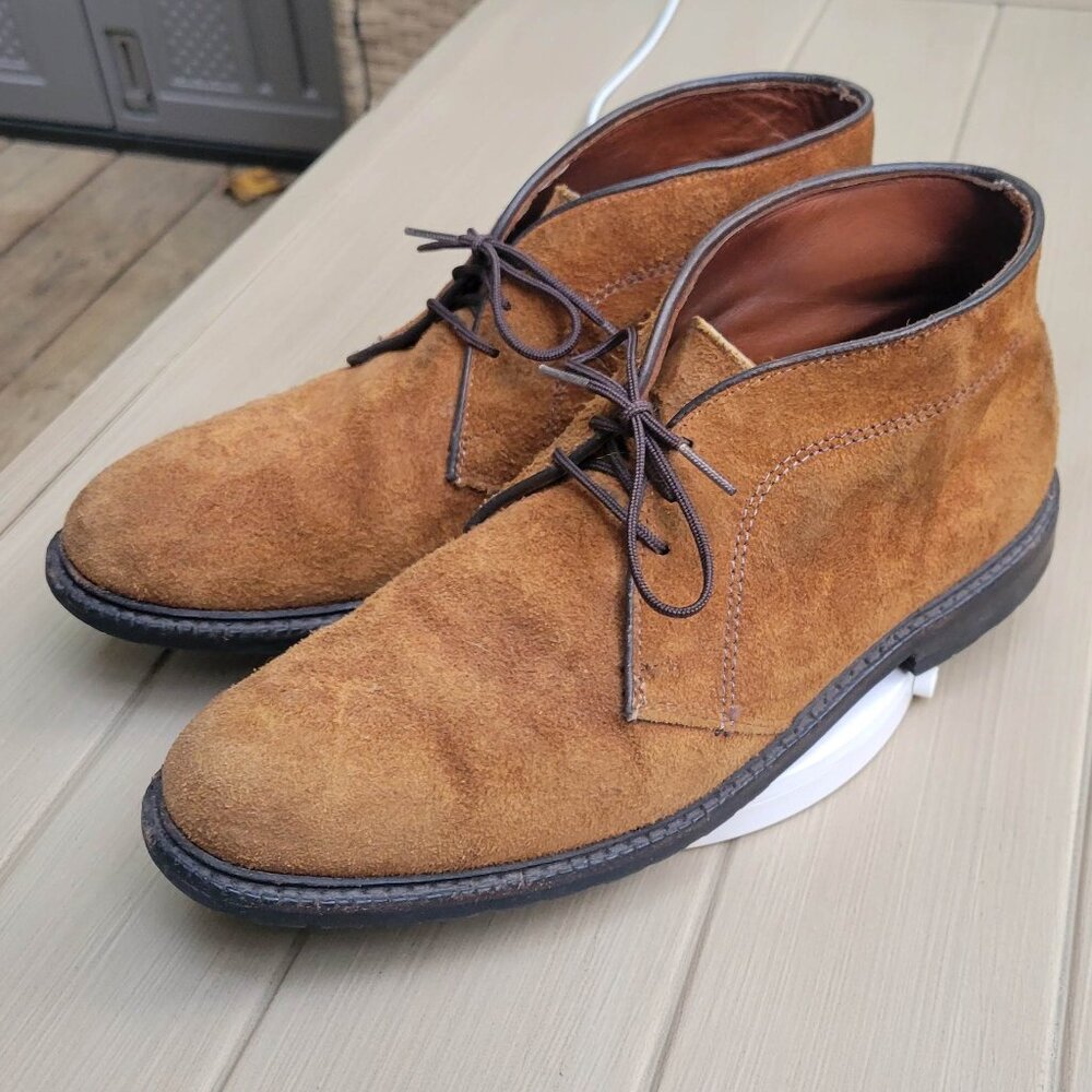 Allen Edmonds Katmai Suede Chukka boots, size 9